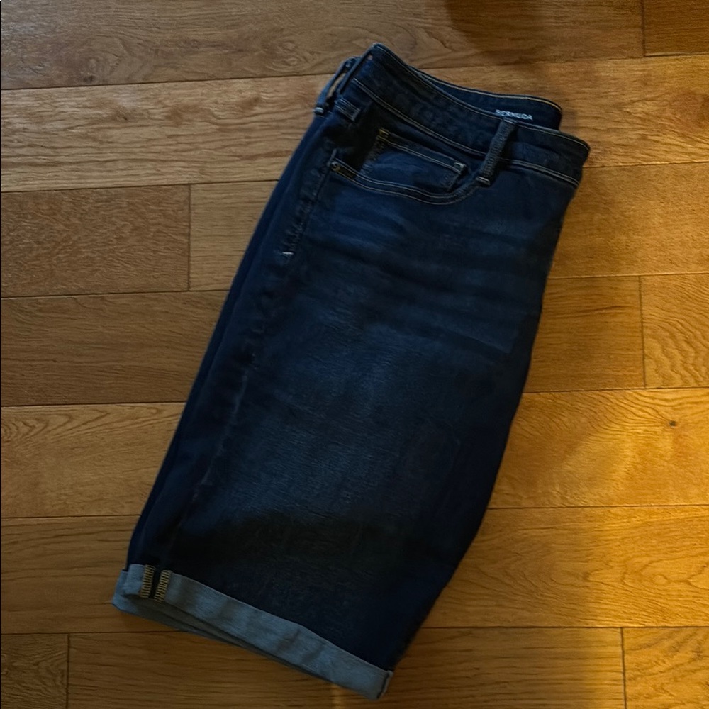 St John’s Bay Ladies Denim shorts